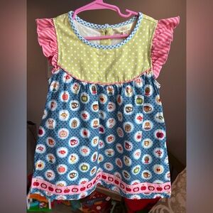 Matilda Jane Back To School Apple Flutter Sleeve Tunic Top Size 8 GUC